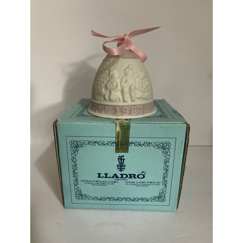 Vintage Lladro Porcelain Bell 1987